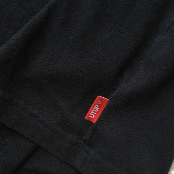 Uniglo x UTGP Nintendo Pikachu Pokémon Tee Grailed HTF - Picture 7 of 9